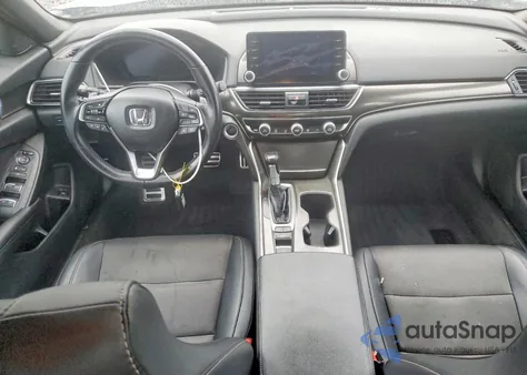 2021 Honda Accord Sport z USA, uszkodzony, nr VIN 1HGCV1F30MA047794